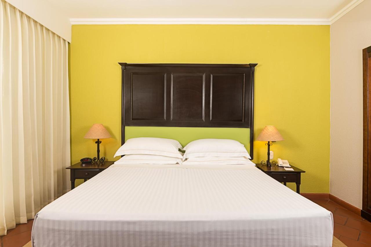 Отель Occidental Papagayo (Adults Only) Кулебра Экстерьер фото